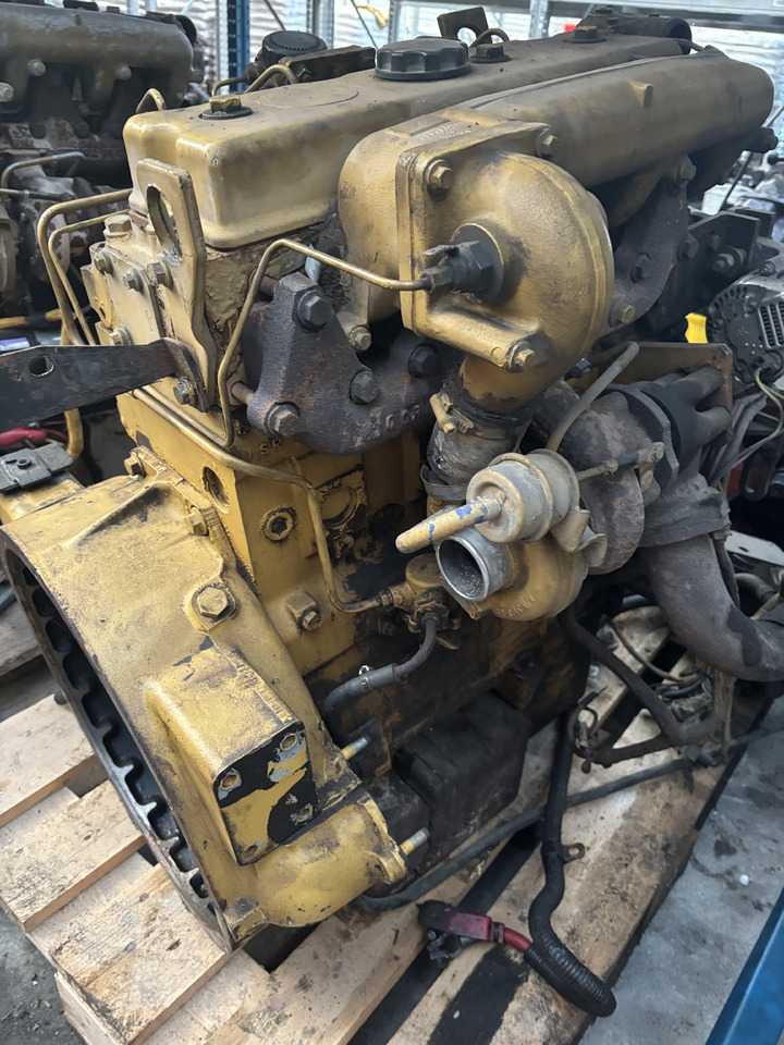 Cat Perkins 130-6342 1935/2200 Silnik CZĘŚCI - Κινητήρας για Γεωργικά μηχανήματα: φωτογραφία 3 Cat Perkins 130-6342 1935/2200 Silnik CZĘŚCI - Κινητήρας για Γεωργικά μηχανήματα: φωτογραφία 3