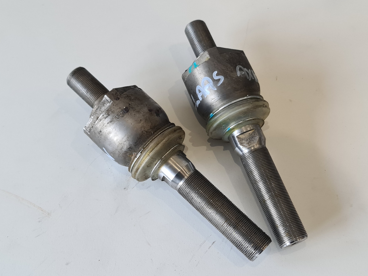 Claas Axion Przegub Kulkowy - Μπάρα κεντρική για Γεωργικά μηχανήματα: φωτογραφία 1 Claas Axion Przegub Kulkowy - Μπάρα κεντρική για Γεωργικά μηχανήματα: φωτογραφία 1