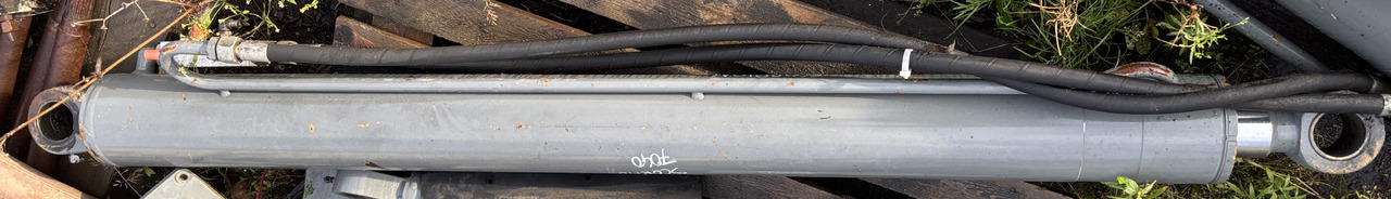 Claas Scorpion 7040 Siłownik Podnoszenia Siłownik Wyrównania 0013003700 0013003720 - Υδραυλικός κύλινδρος για Τηλεσκοπικός φορτωτής: φωτογραφία 1 Claas Scorpion 7040 Siłownik Podnoszenia Siłownik Wyrównania 0013003700 0013003720 - Υδραυλικός κύλινδρος για Τηλεσκοπικός φορτωτής: φωτογραφία 1