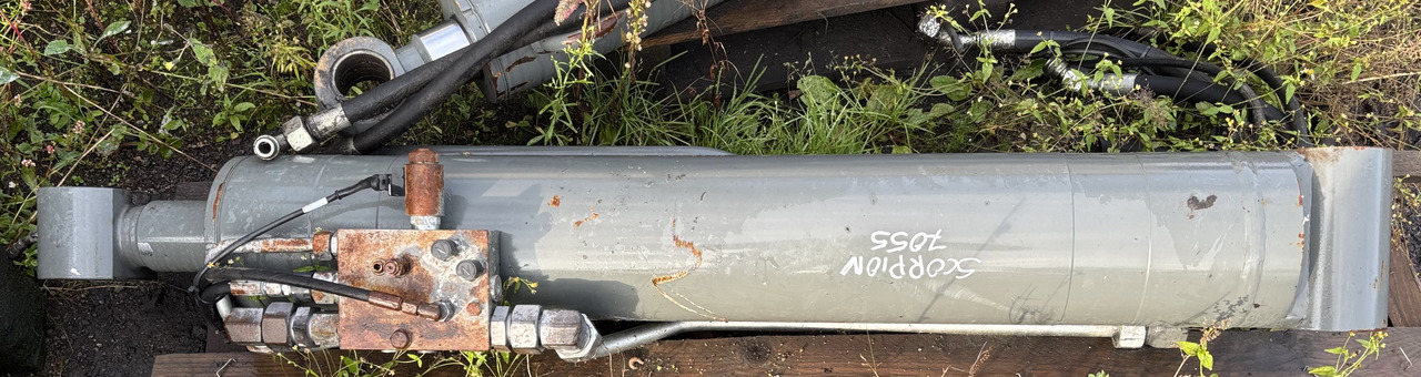 Claas Scorpion 7055 Siłownik Podnoszenia 0013048390 00 1304 839 0 - Υδραυλικός κύλινδρος για Τηλεσκοπικός φορτωτής: φωτογραφία 1 Claas Scorpion 7055 Siłownik Podnoszenia 0013048390 00 1304 839 0 - Υδραυλικός κύλινδρος για Τηλεσκοπικός φορτωτής: φωτογραφία 1