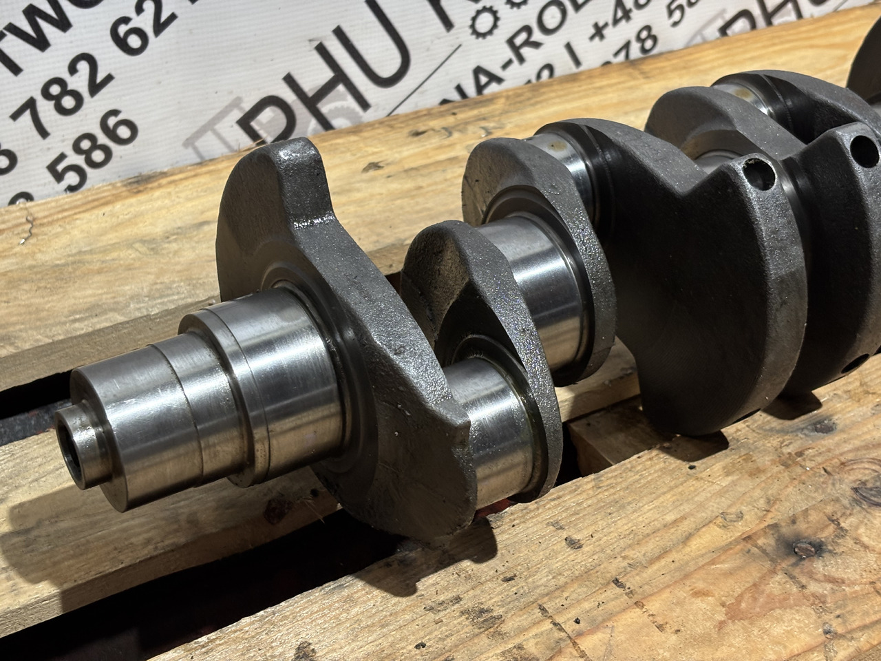 Deutz BF4M1011 BF4M2011C D4L2011 D2011L04 Wał Korbowy - Στροφαλοφόρος για Γεωργικά μηχανήματα: φωτογραφία 2 Deutz BF4M1011 BF4M2011C D4L2011 D2011L04 Wał Korbowy - Στροφαλοφόρος για Γεωργικά μηχανήματα: φωτογραφία 2