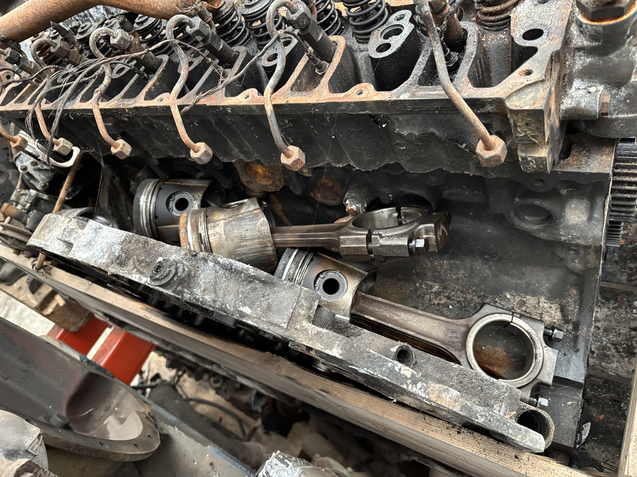 Deutz BF6M1012E Silnik Blok Pokrywa CZĘŚCI - Κινητήρας και ανταλλακτικά για Κατασκευή μηχανήματα: φωτογραφία 2 Deutz BF6M1012E Silnik Blok Pokrywa CZĘŚCI - Κινητήρας και ανταλλακτικά για Κατασκευή μηχανήματα: φωτογραφία 2