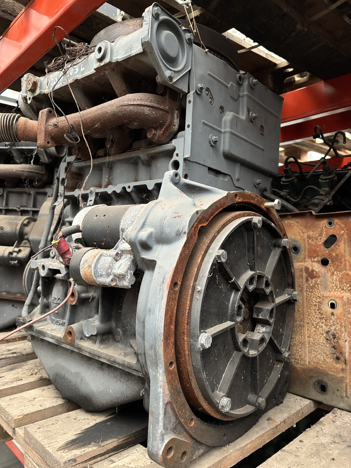 Deutz D2011L03 D 2011 L 03 36 kW (49,0 KM) Silnik Blok CZĘŚCI - Κινητήρας και ανταλλακτικά για Κατασκευή μηχανήματα: φωτογραφία 2 Deutz D2011L03 D 2011 L 03 36 kW (49,0 KM) Silnik Blok CZĘŚCI - Κινητήρας και ανταλλακτικά για Κατασκευή μηχανήματα: φωτογραφία 2