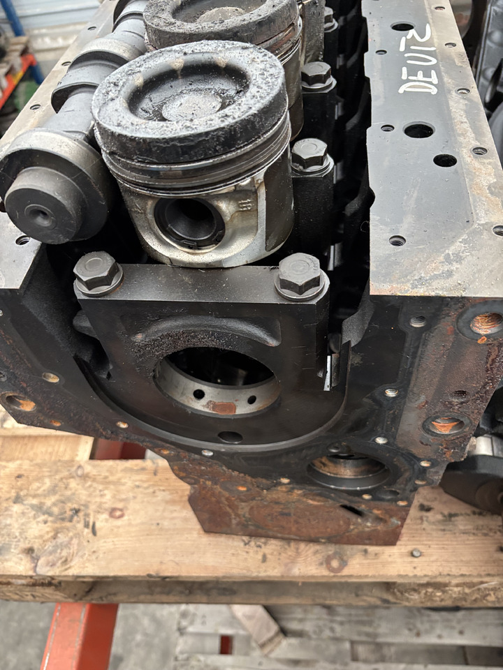 Deutz TCD 6.1 276 KM Fendt 820 Vario Silnik Blok Wał Tłoki CZĘŚCI 04508501R - Κινητήρας και ανταλλακτικά για Γεωργικά μηχανήματα: φωτογραφία 2 Deutz TCD 6.1 276 KM Fendt 820 Vario Silnik Blok Wał Tłoki CZĘŚCI 04508501R - Κινητήρας και ανταλλακτικά για Γεωργικά μηχανήματα: φωτογραφία 2