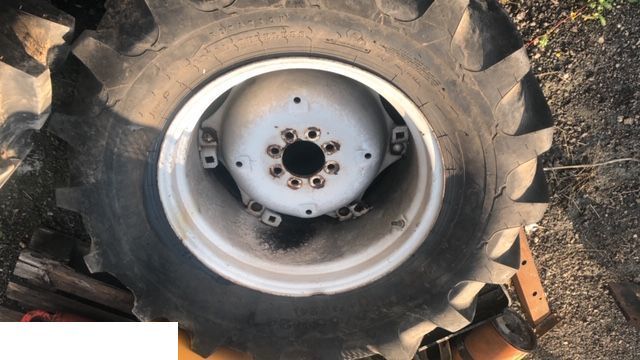 Felga 15x24 - Same Lamborgini Grand Prix - Ζάντα για Γεωργικά μηχανήματα: φωτογραφία 1 Felga 15x24 - Same Lamborgini Grand Prix - Ζάντα για Γεωργικά μηχανήματα: φωτογραφία 1