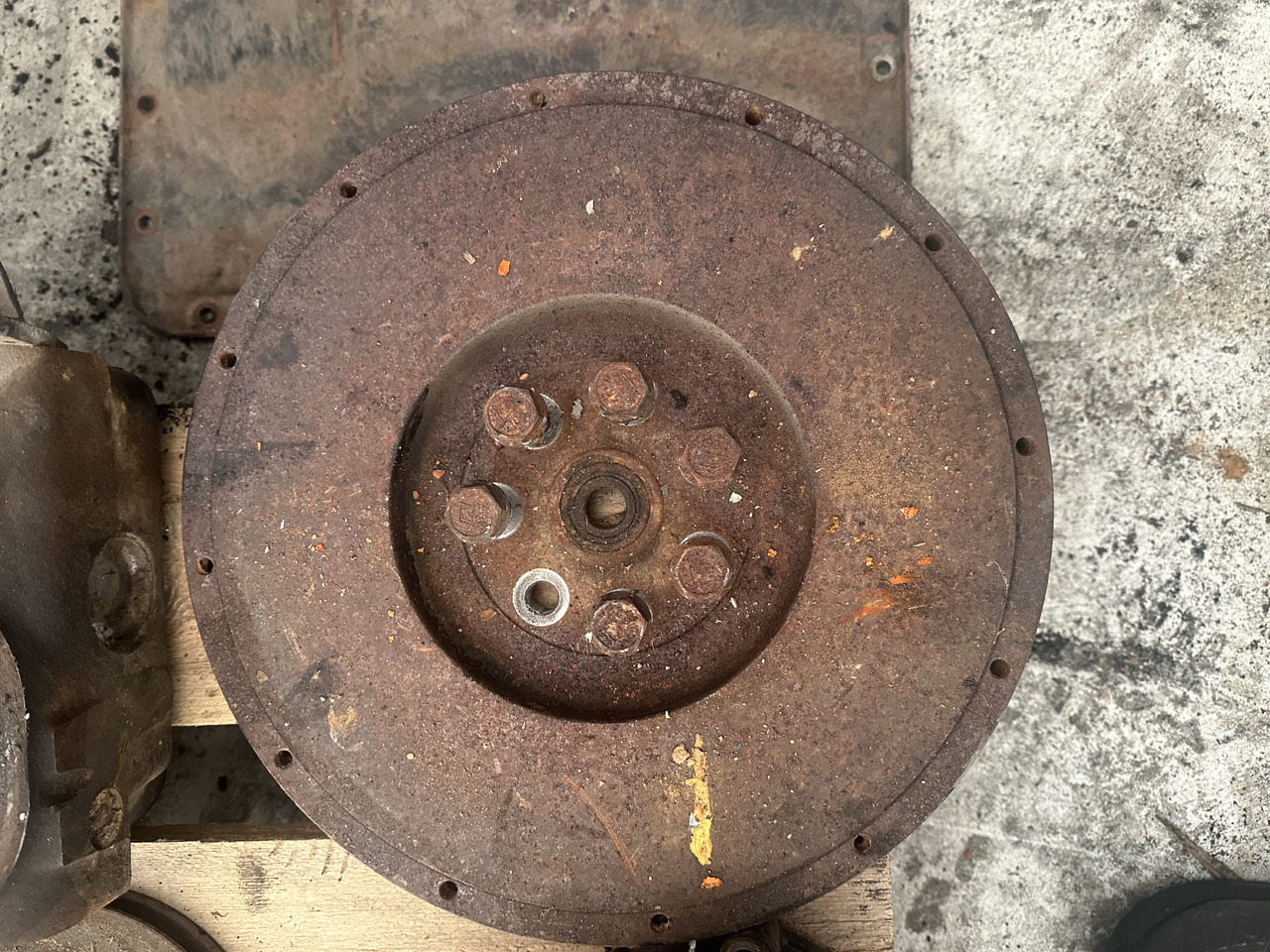 Fiat 780dt Fiat 8045 korbowód koło zamachowe , kolektor wydechowy - Σφόνδυλος για Γεωργικά μηχανήματα: φωτογραφία 2 Fiat 780dt Fiat 8045 korbowód koło zamachowe , kolektor wydechowy - Σφόνδυλος για Γεωργικά μηχανήματα: φωτογραφία 2