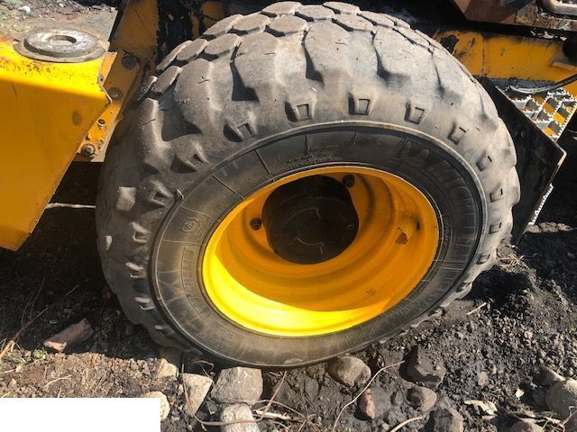 JCB - Koło ~ Opona 460/70 R24 - Felga 16x24 - Πλήρης τροχός για Ανυψωτικό μηχάνημα: φωτογραφία 1 JCB - Koło ~ Opona 460/70 R24 - Felga 16x24 - Πλήρης τροχός για Ανυψωτικό μηχάνημα: φωτογραφία 1