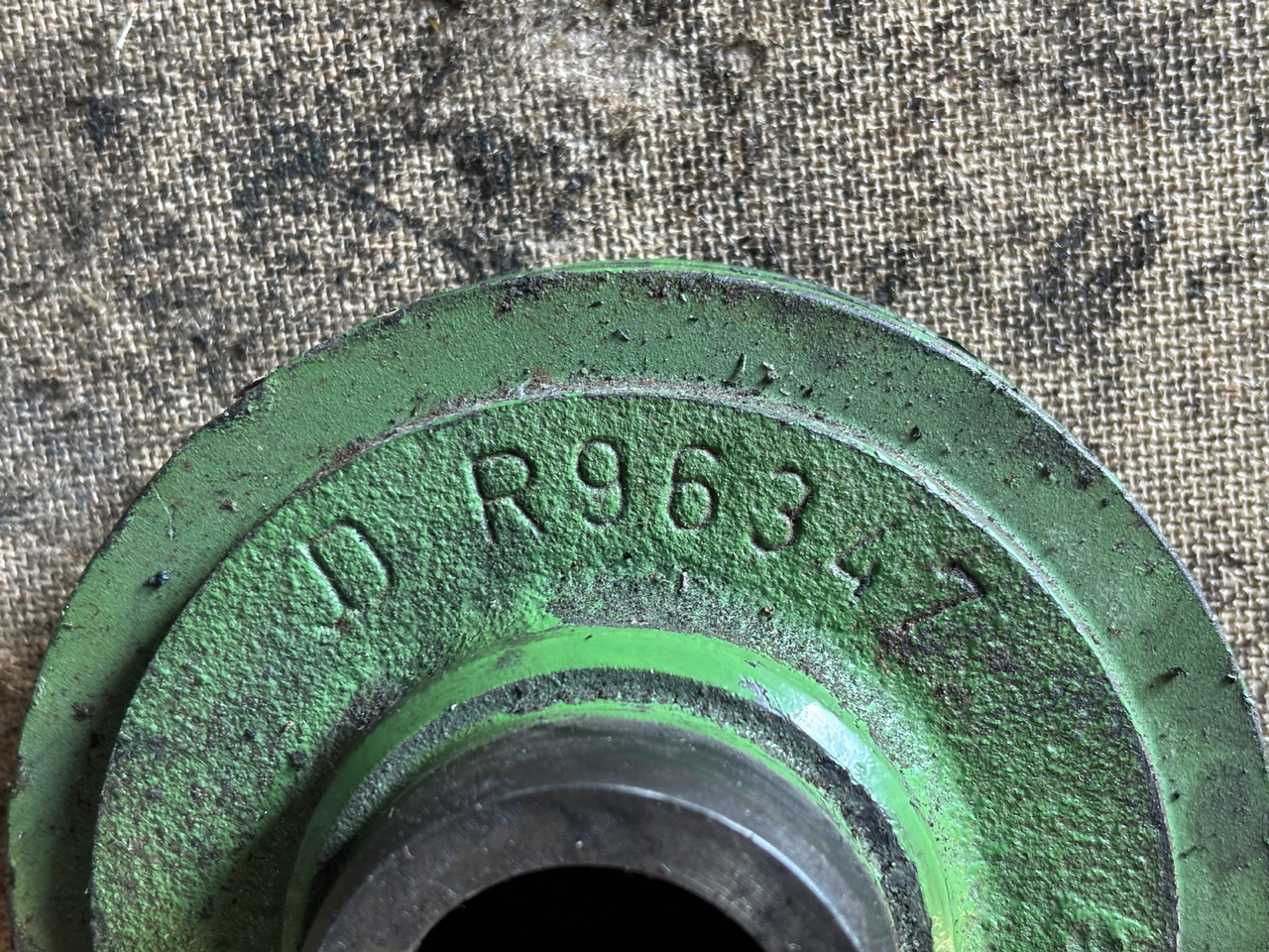 John Deere 1032 1042 1052 4045 Koło Prowadzące R96347 - Ερπύστριες - Ράουλα για Γεωργικά μηχανήματα: φωτογραφία 2 John Deere 1032 1042 1052 4045 Koło Prowadzące R96347 - Ερπύστριες - Ράουλα για Γεωργικά μηχανήματα: φωτογραφία 2