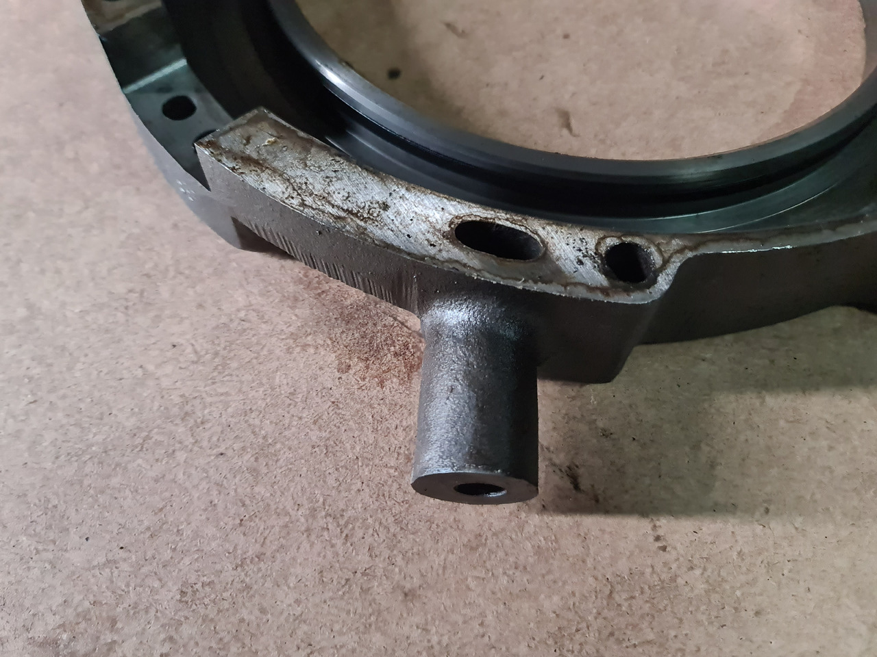 John Deere 4650, 4850 Obudowa R72045 - Αξονας και ανταλλακτικά για Γεωργικά μηχανήματα: φωτογραφία 2 John Deere 4650, 4850 Obudowa R72045 - Αξονας και ανταλλακτικά για Γεωργικά μηχανήματα: φωτογραφία 2