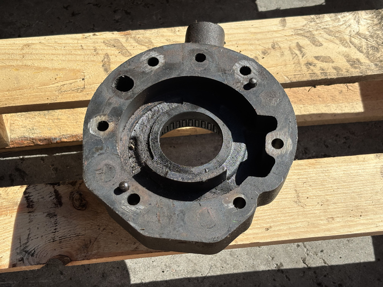 John Deere 6110 6130 6810 6910 7530 Obudowa Pompy Oleju Olejowej R109001 AL239894 - Αντλίας λαδιού για Γεωργικά μηχανήματα: φωτογραφία 2 John Deere 6110 6130 6810 6910 7530 Obudowa Pompy Oleju Olejowej R109001 AL239894 - Αντλίας λαδιού για Γεωργικά μηχανήματα: φωτογραφία 2