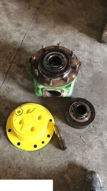 John Deere 6510 - Piasta - Πλήμνης για Γεωργικά μηχανήματα: φωτογραφία 1 John Deere 6510 - Piasta - Πλήμνης για Γεωργικά μηχανήματα: φωτογραφία 1