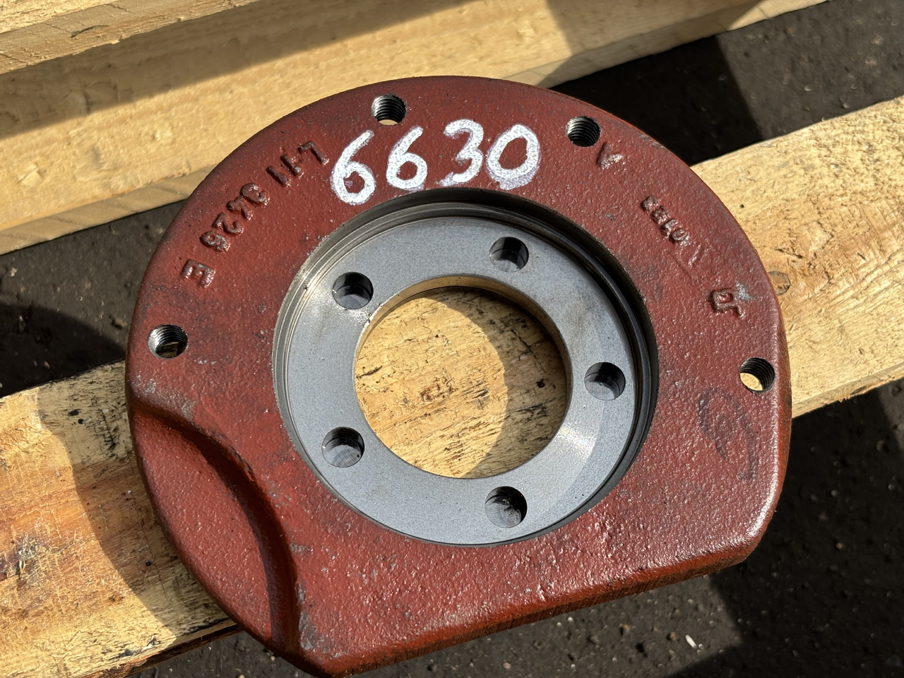 John Deere 6630 Obudowa Łożyska L113426   L215099 - Ανταλλακτικά συστήματος κύλισης για Γεωργικά μηχανήματα: φωτογραφία 2 John Deere 6630 Obudowa Łożyska L113426   L215099 - Ανταλλακτικά συστήματος κύλισης για Γεωργικά μηχανήματα: φωτογραφία 2