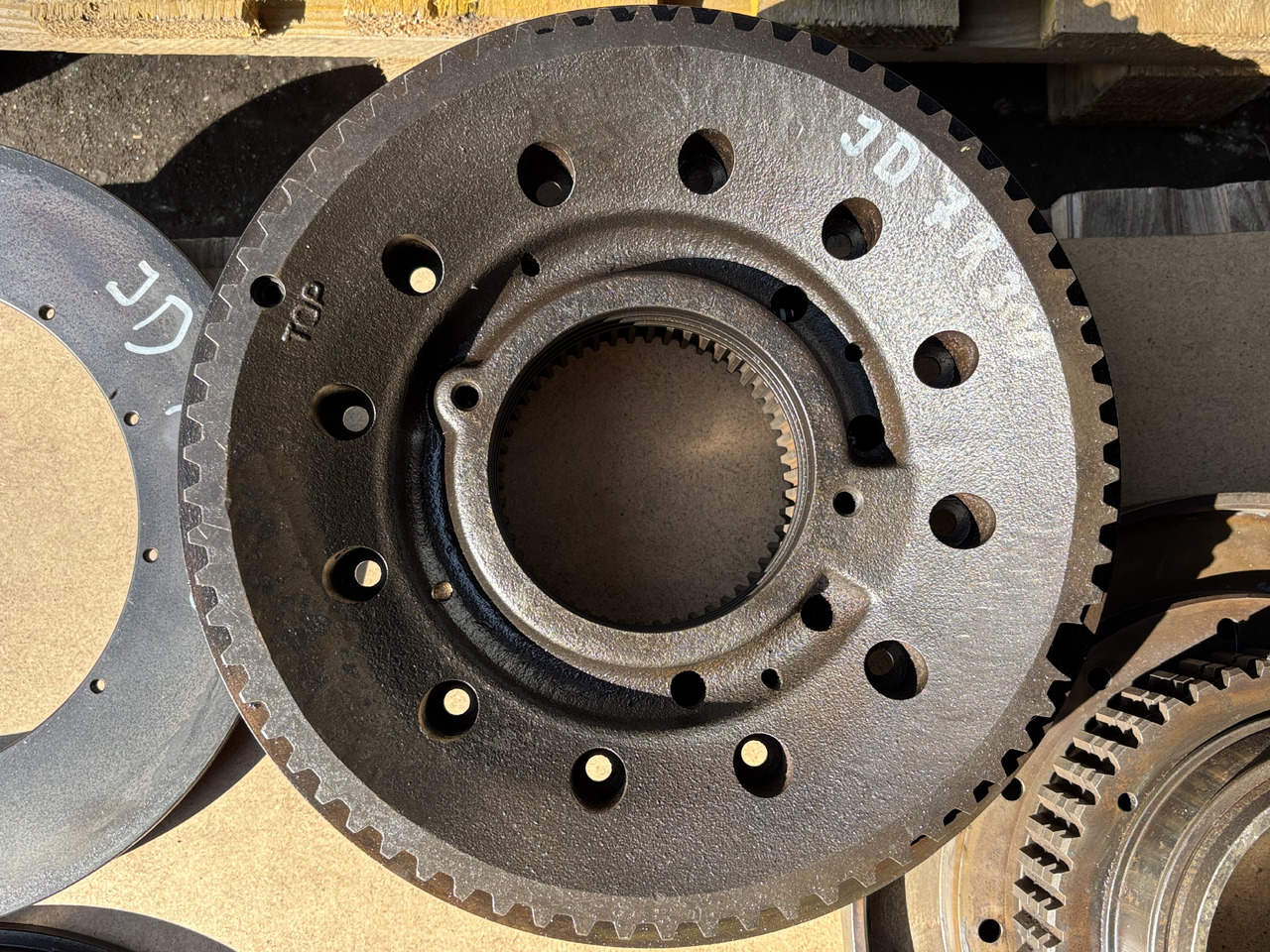 John Deere 7RXXX 7R330 7R 330 Piasta przedniego mostu TA27517 - Πλήμνης για Γεωργικά μηχανήματα: φωτογραφία 1 John Deere 7RXXX 7R330 7R 330 Piasta przedniego mostu TA27517 - Πλήμνης για Γεωργικά μηχανήματα: φωτογραφία 1