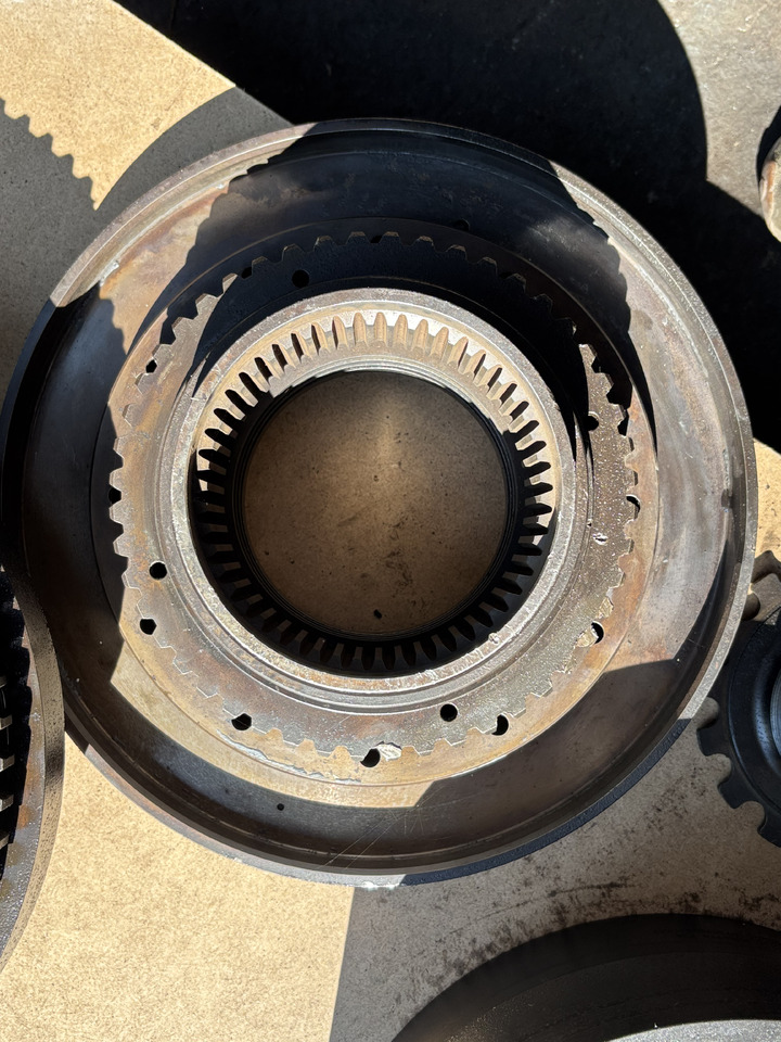 John Deere 7RXXX 7R330 7R 330 Piasta przedniego mostu TA27517 - Πλήμνης για Γεωργικά μηχανήματα: φωτογραφία 2 John Deere 7RXXX 7R330 7R 330 Piasta przedniego mostu TA27517 - Πλήμνης για Γεωργικά μηχανήματα: φωτογραφία 2