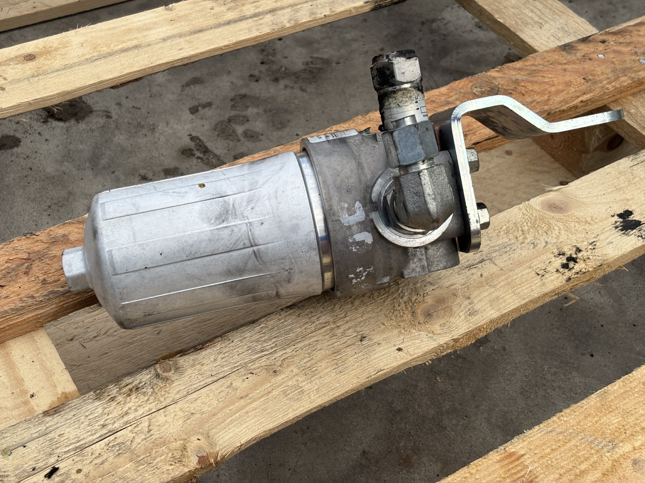John Deere 8200 8400 8600 Filtr Płynu Hydraulicznego AXE64212 AXE82466 - Φίλτρο υδραυλικού για Γεωργικά μηχανήματα: φωτογραφία 3 John Deere 8200 8400 8600 Filtr Płynu Hydraulicznego AXE64212 AXE82466 - Φίλτρο υδραυλικού για Γεωργικά μηχανήματα: φωτογραφία 3