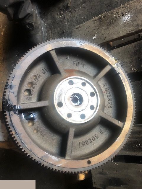 John Deere R502857 - Koło Zamachowe - Σφόνδυλος για Γεωργικά μηχανήματα: φωτογραφία 1 John Deere R502857 - Koło Zamachowe - Σφόνδυλος για Γεωργικά μηχανήματα: φωτογραφία 1