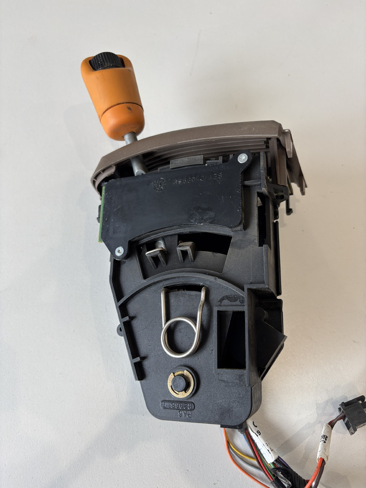 John Deere seria 6000 7000 8000 R - moduł przełącznik kontroler RE583254 RE564617 RE594598 - Ηλεκτρικό σύστημα για Γεωργικά μηχανήματα: φωτογραφία 4 John Deere seria 6000 7000 8000 R - moduł przełącznik kontroler RE583254 RE564617 RE594598 - Ηλεκτρικό σύστημα για Γεωργικά μηχανήματα: φωτογραφία 4