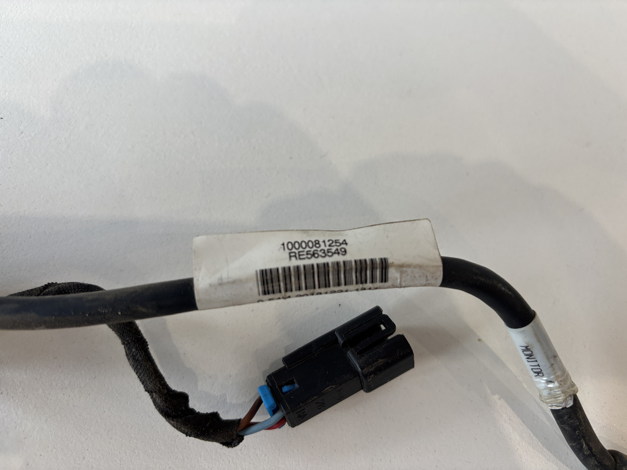 John Deere seria 6000 7000 8000 R - wiązka el. podłokietnika CommandARM RE566688 RE563549 - Καλώδιο/ Σύρματα για Γεωργικά μηχανήματα: φωτογραφία 1 John Deere seria 6000 7000 8000 R - wiązka el. podłokietnika CommandARM RE566688 RE563549 - Καλώδιο/ Σύρματα για Γεωργικά μηχανήματα: φωτογραφία 1