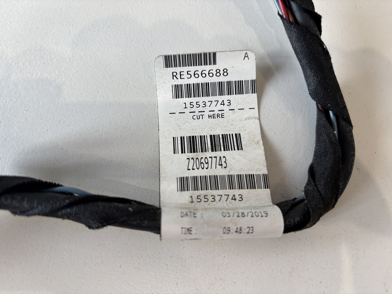 John Deere seria 6000 7000 8000 R - wiązka el. podłokietnika CommandARM RE566688 RE563549 - Καλώδιο/ Σύρματα για Γεωργικά μηχανήματα: φωτογραφία 2 John Deere seria 6000 7000 8000 R - wiązka el. podłokietnika CommandARM RE566688 RE563549 - Καλώδιο/ Σύρματα για Γεωργικά μηχανήματα: φωτογραφία 2
