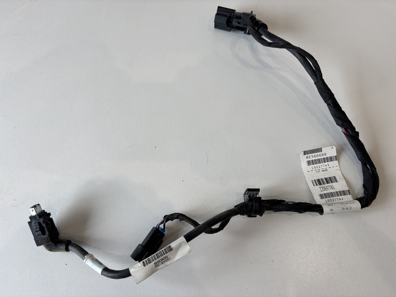 John Deere seria 6000 7000 8000 R - wiązka el. podłokietnika CommandARM RE566688 RE563549 - Καλώδιο/ Σύρματα για Γεωργικά μηχανήματα: φωτογραφία 3 John Deere seria 6000 7000 8000 R - wiązka el. podłokietnika CommandARM RE566688 RE563549 - Καλώδιο/ Σύρματα για Γεωργικά μηχανήματα: φωτογραφία 3