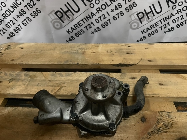 Kubota V3600-T , V3300 pompa wody z obudową - Αντλία ψυκτικού για Γεωργικά μηχανήματα: φωτογραφία 2 Kubota V3600-T , V3300 pompa wody z obudową - Αντλία ψυκτικού για Γεωργικά μηχανήματα: φωτογραφία 2