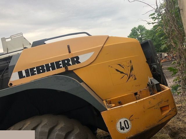 Liebherr 564 - Pokrywa Silnika - Καπό για Κατασκευή μηχανήματα: φωτογραφία 3 Liebherr 564 - Pokrywa Silnika - Καπό για Κατασκευή μηχανήματα: φωτογραφία 3