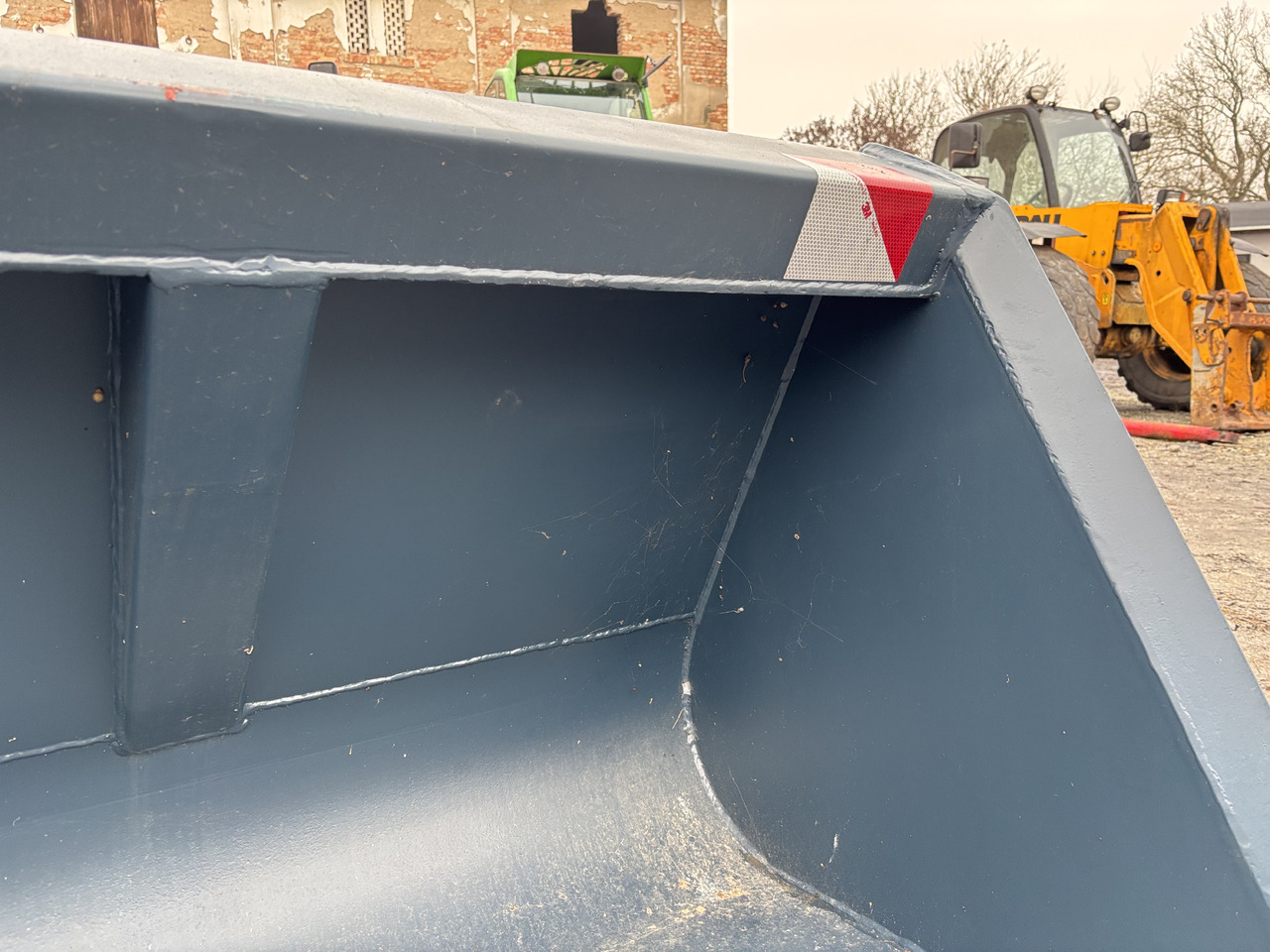 Łyżka Objętościowa 2,3m 1,01 m3 z mocowaniem do ładowarki Manitou. - Κουβάς για φορτωτή: φωτογραφία 4 Łyżka Objętościowa 2,3m 1,01 m3 z mocowaniem do ładowarki Manitou. - Κουβάς για φορτωτή: φωτογραφία 4