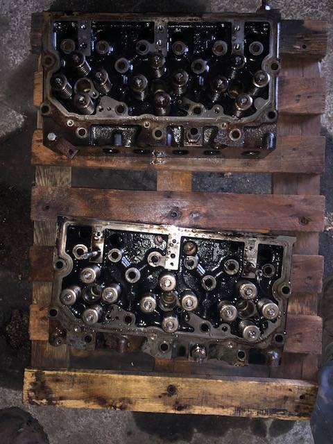 Massey Ferguson - Głowica Cylindrów - Sisu 84CTA-4V - Κυλινδροκεφαλή για Γεωργικά μηχανήματα: φωτογραφία 1 Massey Ferguson - Głowica Cylindrów - Sisu 84CTA-4V - Κυλινδροκεφαλή για Γεωργικά μηχανήματα: φωτογραφία 1