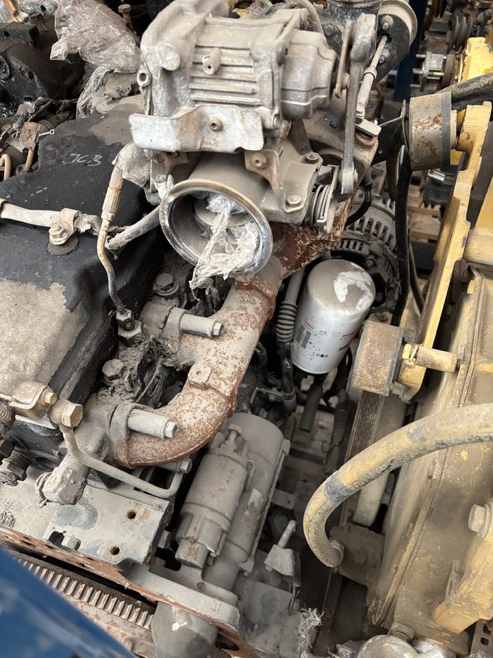 New Holland Case Iveco JCB CNH F4DFE4133 F4DFE4133*B00 Silnik CZĘŚCI - Κινητήρας και ανταλλακτικά για Γεωργικά μηχανήματα: φωτογραφία 5 New Holland Case Iveco JCB CNH F4DFE4133 F4DFE4133*B00 Silnik CZĘŚCI - Κινητήρας και ανταλλακτικά για Γεωργικά μηχανήματα: φωτογραφία 5