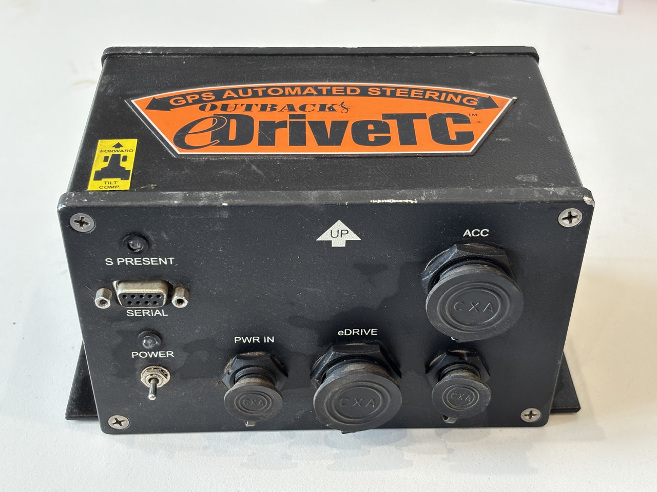 Outback eDrive GPS System Automatycznego Kierowania John Deere Claas - Σύστημα πλοήγησης για Γεωργικά μηχανήματα: φωτογραφία 1 Outback eDrive GPS System Automatycznego Kierowania John Deere Claas - Σύστημα πλοήγησης για Γεωργικά μηχανήματα: φωτογραφία 1