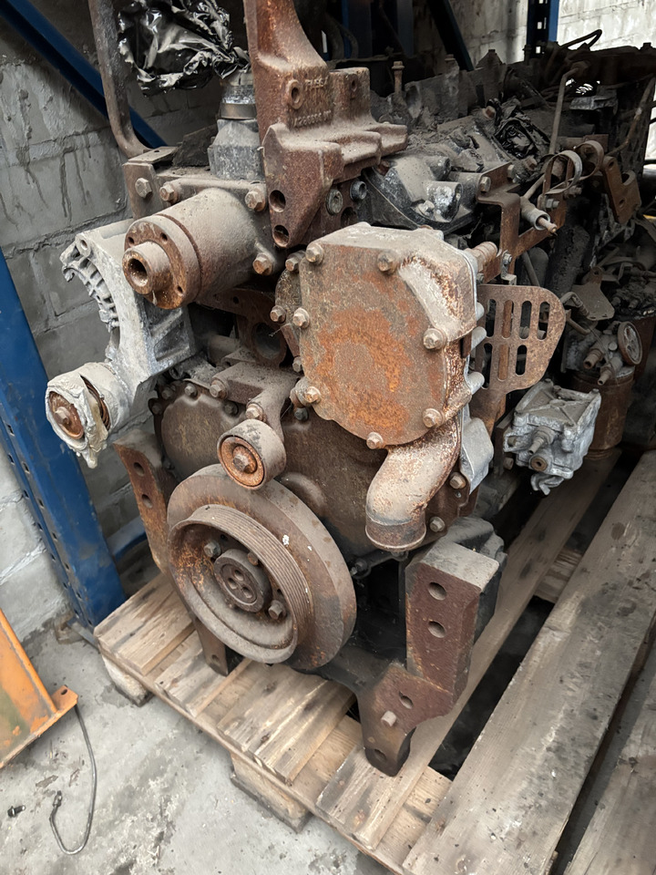 Κινητήρας και ανταλλακτικά για Κατασκευή μηχανήματα Perkins 3392/2200 Silnik Blok Wał Koło Pasowe CZĘŚCI: φωτογραφία 6 Κινητήρας και ανταλλακτικά για Κατασκευή μηχανήματα Perkins 3392/2200 Silnik Blok Wał Koło Pasowe CZĘŚCI: φωτογραφία 6