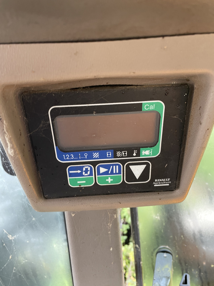 Renault Ares - wyświetlacz monitor - Ταμπλό αυτοκινήτου για Γεωργικά μηχανήματα: φωτογραφία 1 Renault Ares - wyświetlacz monitor - Ταμπλό αυτοκινήτου για Γεωργικά μηχανήματα: φωτογραφία 1