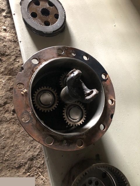 Μοτέρ πορείας για Γεωργικά μηχανήματα Zwolnica DANA Spicer - Duźa 10 Szpilek: φωτογραφία 8 Μοτέρ πορείας για Γεωργικά μηχανήματα Zwolnica DANA Spicer - Duźa 10 Szpilek: φωτογραφία 8