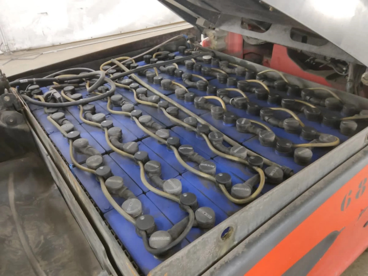 Linde E30L-01 - Ηλεκτροκίνητο περονοφόρο: φωτογραφία 4 Linde E30L-01 - Ηλεκτροκίνητο περονοφόρο: φωτογραφία 4