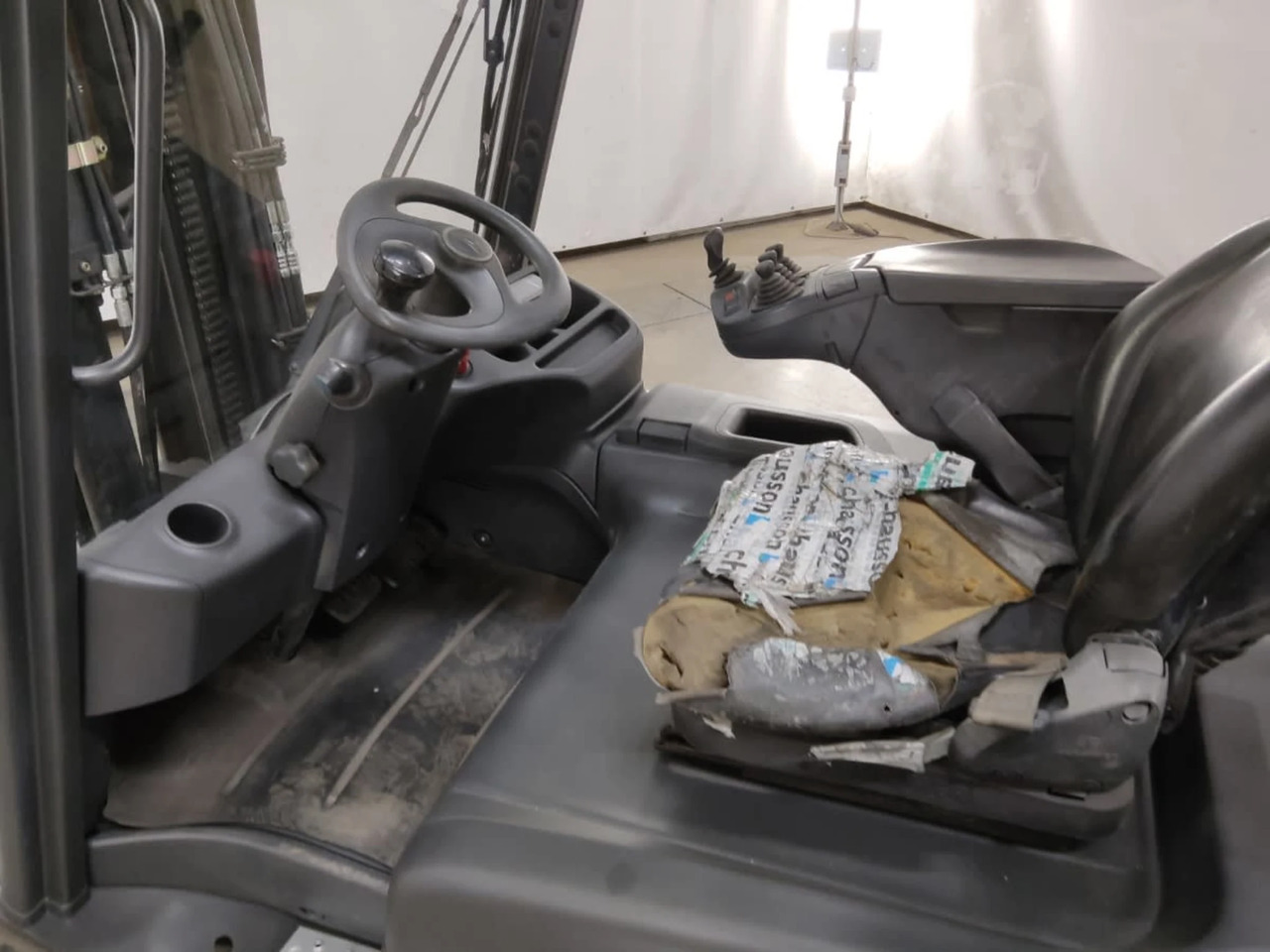 Linde E30L-01 - Ηλεκτροκίνητο περονοφόρο: φωτογραφία 3 Linde E30L-01 - Ηλεκτροκίνητο περονοφόρο: φωτογραφία 3