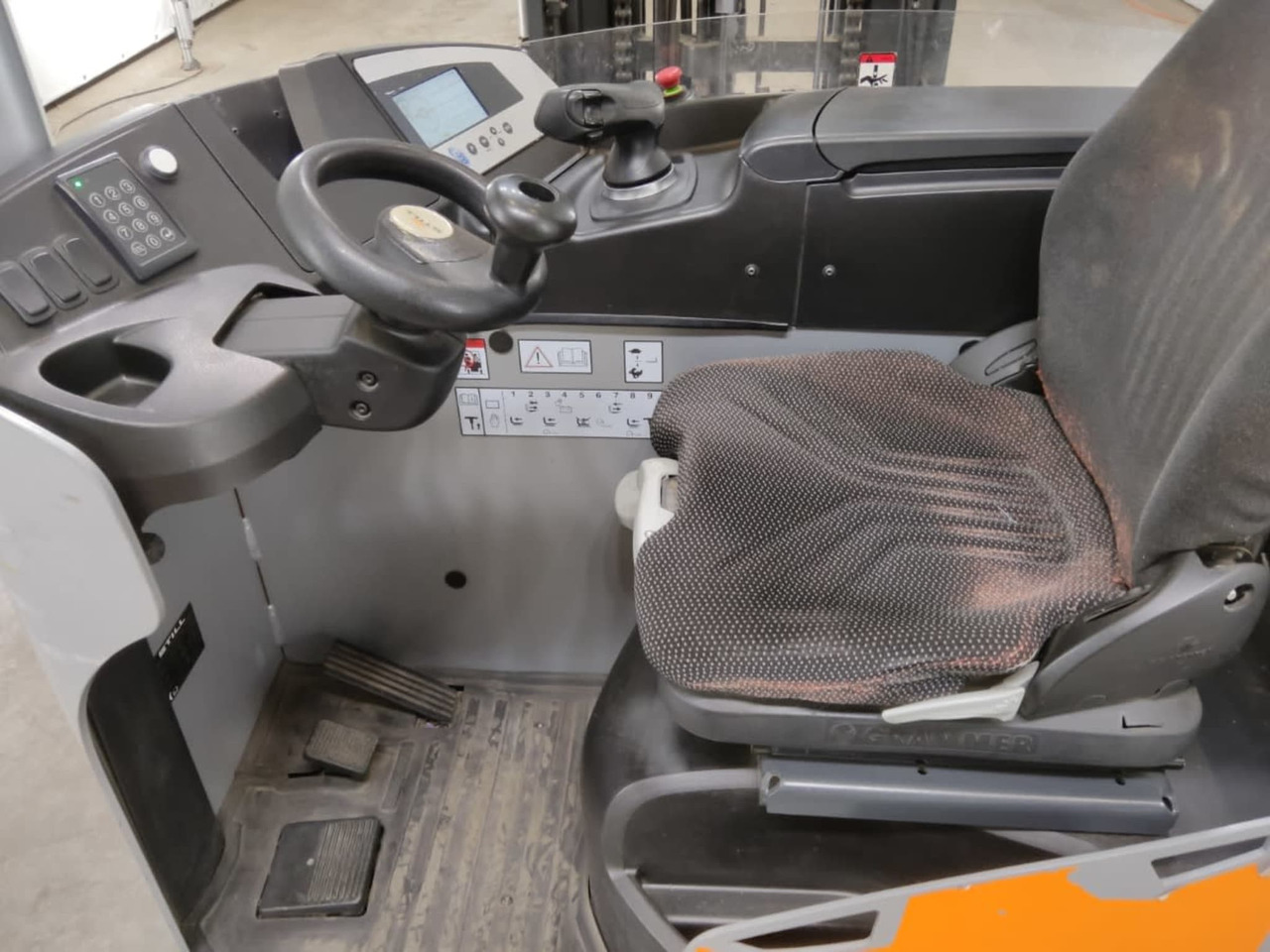 STILL FM-X17 - Ανυψωτικό στενών δρόμων: φωτογραφία 3 STILL FM-X17 - Ανυψωτικό στενών δρόμων: φωτογραφία 3