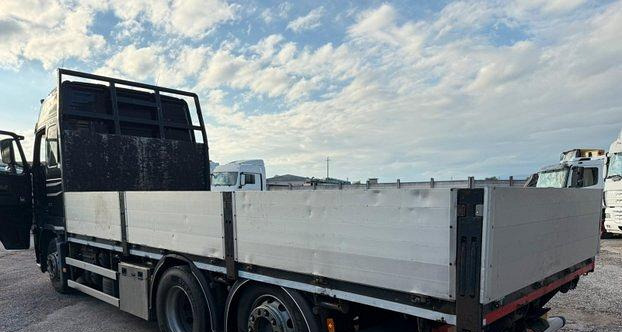 Volvo FH16-600. Euro 5 - Φορτηγό με ανοιχτή καρότσα: φωτογραφία 5 Volvo FH16-600. Euro 5 - Φορτηγό με ανοιχτή καρότσα: φωτογραφία 5