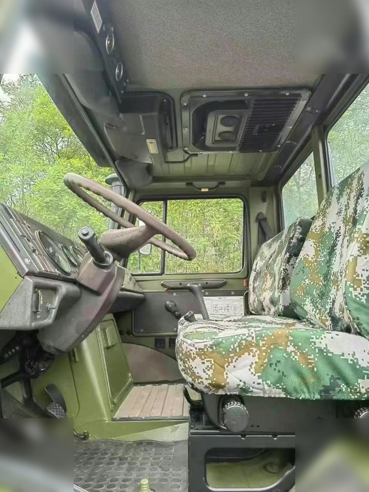 1995 MERCEDES-BENZ UNIMOG 2150 - Φορτηγό σασί: φωτογραφία 3 1995 MERCEDES-BENZ UNIMOG 2150 - Φορτηγό σασί: φωτογραφία 3