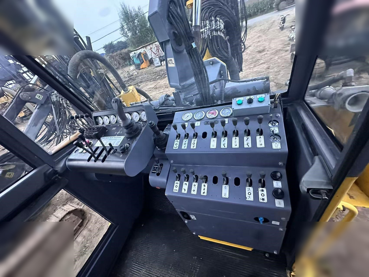 2008 ATLAS COPCO BOLTEC LC - Μηχάνημα διάτρησης οριζόντιος: φωτογραφία 4 2008 ATLAS COPCO BOLTEC LC - Μηχάνημα διάτρησης οριζόντιος: φωτογραφία 4