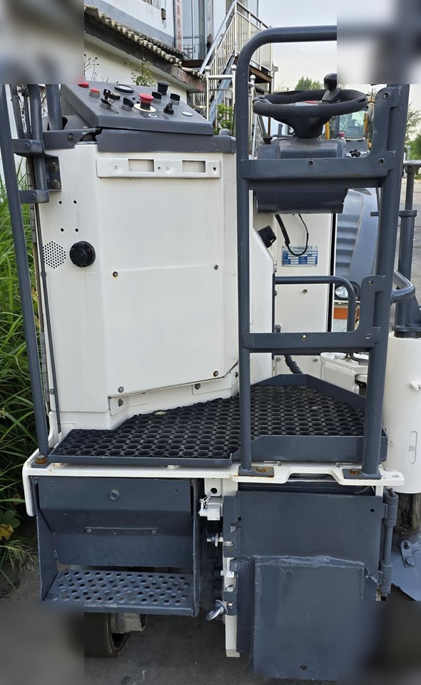 2010 WIRTGEN W35 - Φρέζα ασφάλτου: φωτογραφία 4 2010 WIRTGEN W35 - Φρέζα ασφάλτου: φωτογραφία 4