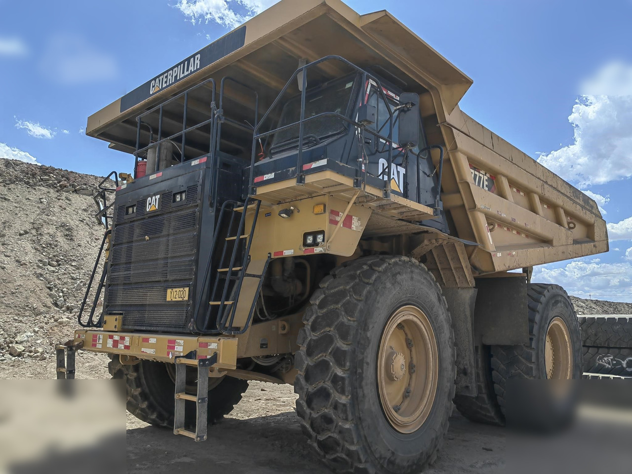 2018 CATERPILLAR 777E - Ανατρεπόμενο όχημα μεταφοράς λατομικών υλικών: φωτογραφία 1 2018 CATERPILLAR 777E - Ανατρεπόμενο όχημα μεταφοράς λατομικών υλικών: φωτογραφία 1
