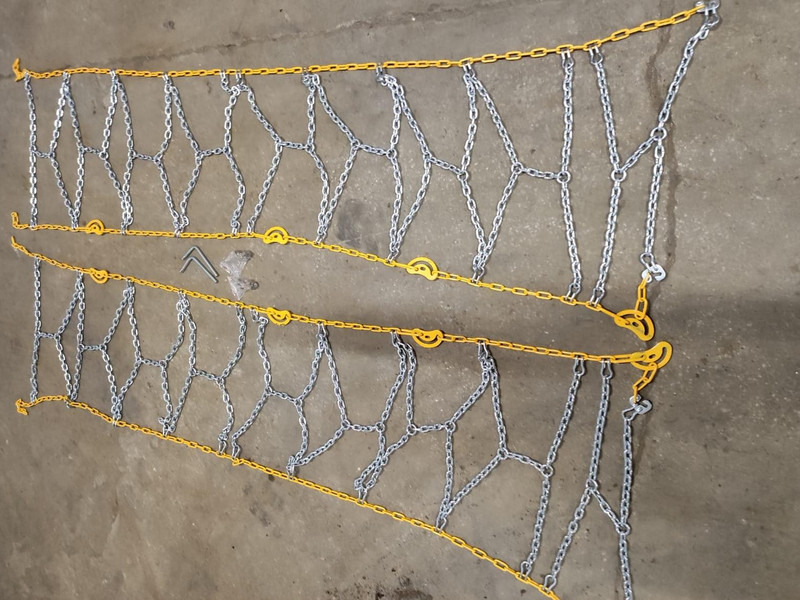 385/65-22,5 Jääketid/Lumeketid/ Tire chains - Ελαστικό για Φορτηγό: φωτογραφία 1 385/65-22,5 Jääketid/Lumeketid/ Tire chains - Ελαστικό για Φορτηγό: φωτογραφία 1