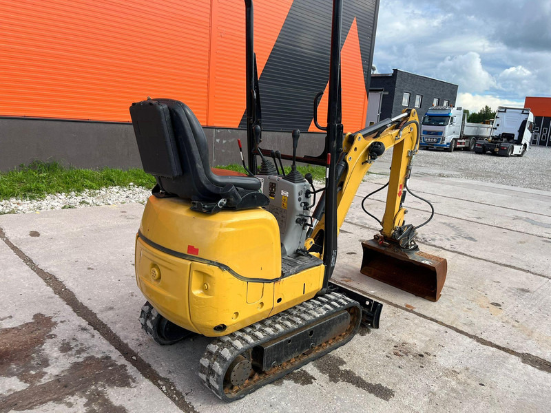 Μίνι εκσκαφέας Caterpillar 300.9 D TILT / 3 BUCKETS: φωτογραφία 6
