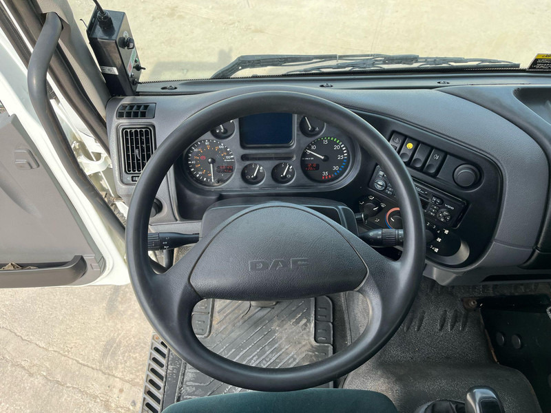 Σάρωθρο δρόμων DAF LF 55.180 4x2 Schmidt SK 600 Dual LP: φωτογραφία 17