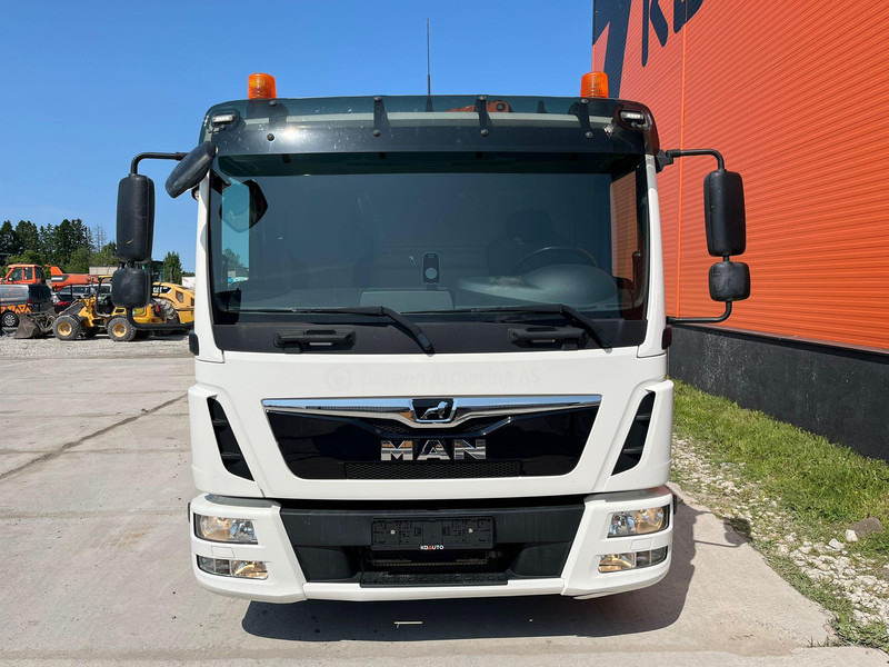 MAN TGL 8.190 4x2 EFFER 80.2/2S / PLATFORM L=5250 mm - Φορτηγό με ανοιχτή καρότσα, Φορτηγό με γερανό: φωτογραφία 3 MAN TGL 8.190 4x2 EFFER 80.2/2S / PLATFORM L=5250 mm - Φορτηγό με ανοιχτή καρότσα, Φορτηγό με γερανό: φωτογραφία 3