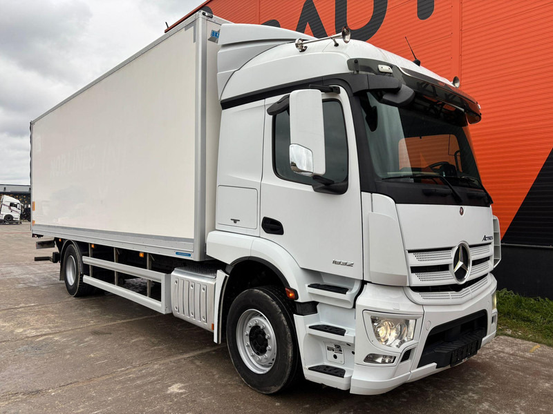 Mercedes-Benz Actros 1832 4x2 BOX L=7782 mm - Φορτηγό κόφα: φωτογραφία 3 Mercedes-Benz Actros 1832 4x2 BOX L=7782 mm - Φορτηγό κόφα: φωτογραφία 3