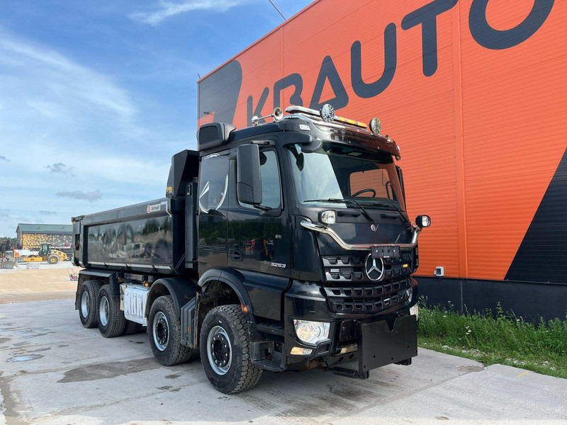Mercedes-Benz Arocs 3253 8x4 RETARDER / SNOW PLOW EQUIPMENT - Φορτηγό ανατρεπόμενο: φωτογραφία 4 Mercedes-Benz Arocs 3253 8x4 RETARDER / SNOW PLOW EQUIPMENT - Φορτηγό ανατρεπόμενο: φωτογραφία 4