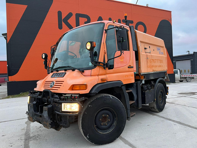 Mercedes-Benz UNIMOG U 300 4x4 TRILETY SK / 6918 hours - Σάρωθρο δρόμων: φωτογραφία 2 Mercedes-Benz UNIMOG U 300 4x4 TRILETY SK / 6918 hours - Σάρωθρο δρόμων: φωτογραφία 2