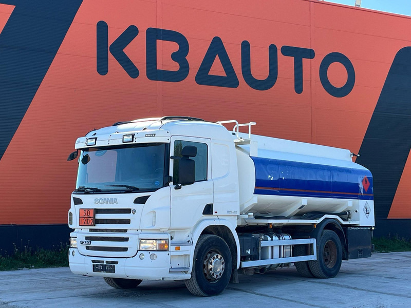 Scania P 320 4x2 TANK 11000 l / 2000 + 3000 + 3000 + 3000 l - Φορτηγό βυτιοφόρο: φωτογραφία 1 Scania P 320 4x2 TANK 11000 l / 2000 + 3000 + 3000 + 3000 l - Φορτηγό βυτιοφόρο: φωτογραφία 1