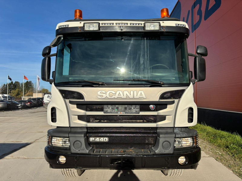 Scania P 440 8x4 RETARDER / FULL STEEL / BOX L=5850 mm - Φορτηγό ανατρεπόμενο: φωτογραφία 3 Scania P 440 8x4 RETARDER / FULL STEEL / BOX L=5850 mm - Φορτηγό ανατρεπόμενο: φωτογραφία 3